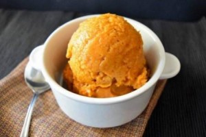 Clean Eating Pumpkin Spice Ice Cream - vegan, dairy free